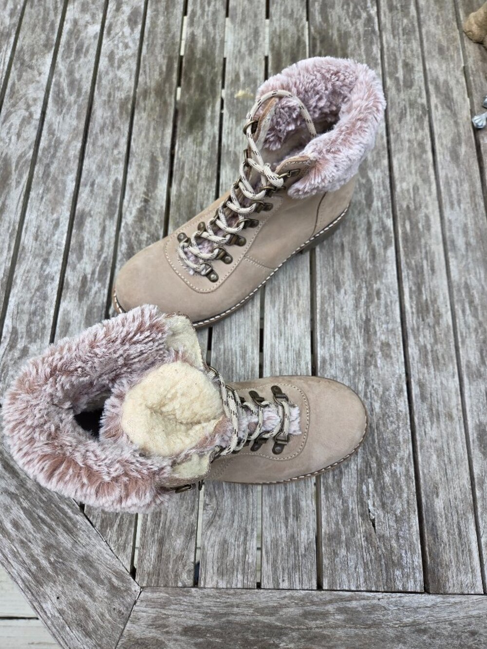 NWOT-Avellini Shoes Boots Women EU 39/US 8.5 Suede Shearling Lace Up Ankle